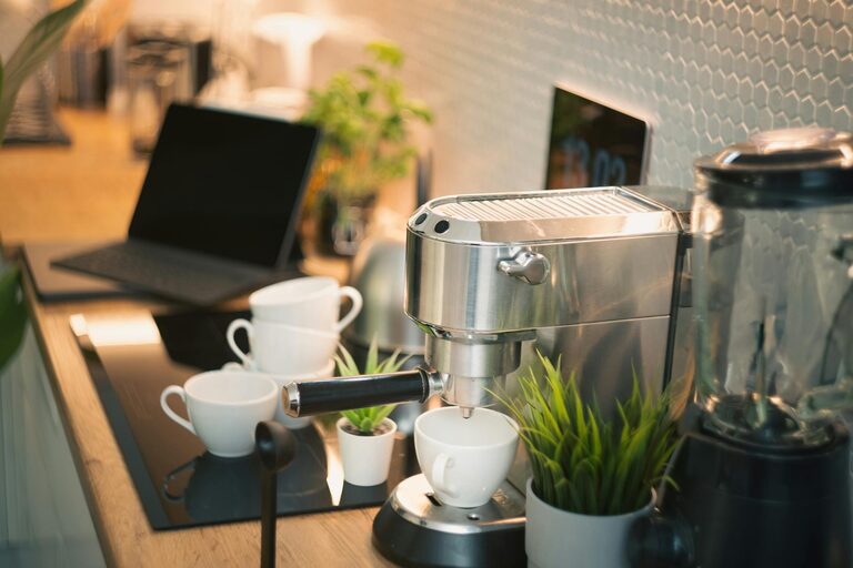 How to Create a Cozy Coffee Station at Home in Simple Steps